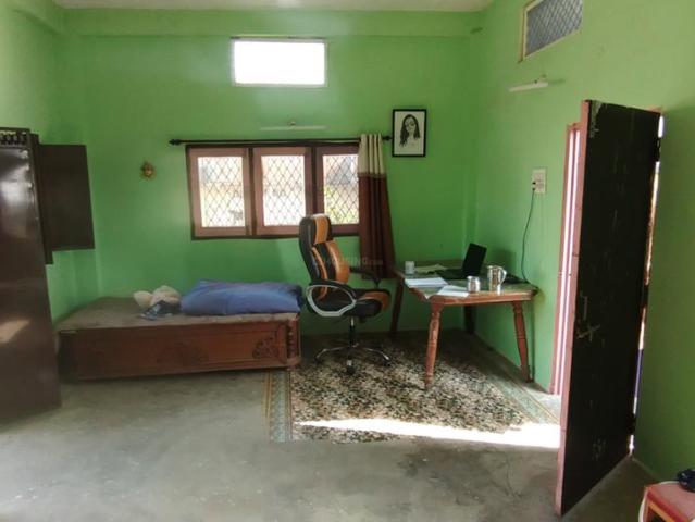 1 BHK Independent Builder Floor in Ayodhya Bypass for rent Bhopal. The reference number is 10256886