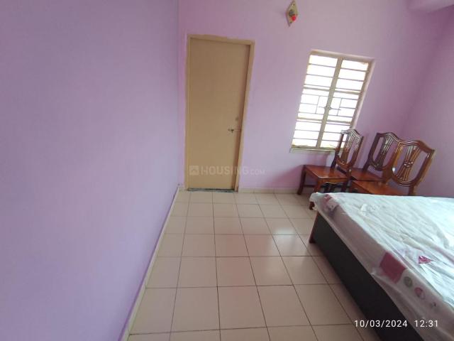 1 BHK Independent Builder Floor in Airport Gate no. 1 for resale Kolkata. The reference number is 16936799