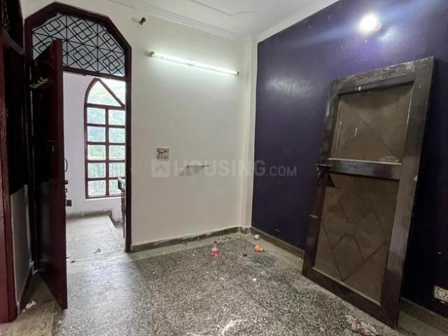 1 BHK Independent Builder Floor in Alpha II for rent Greater Noida. The reference number is 20620373