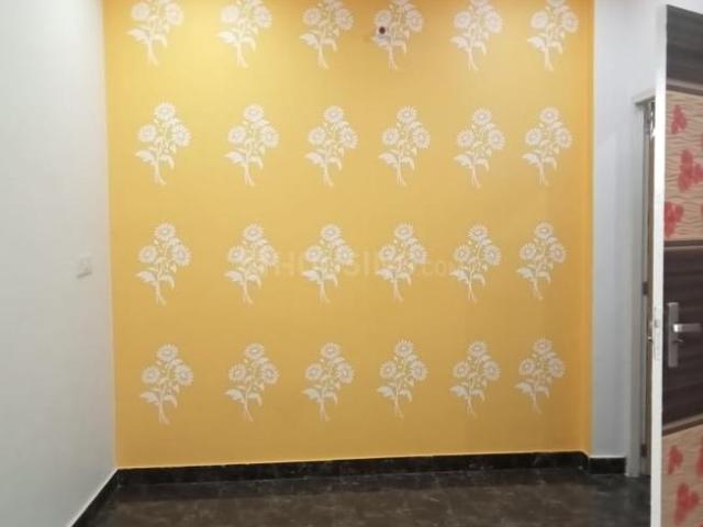 1 BHK Independent Builder Floor in Burari for rent New Delhi. The reference number is 19484813