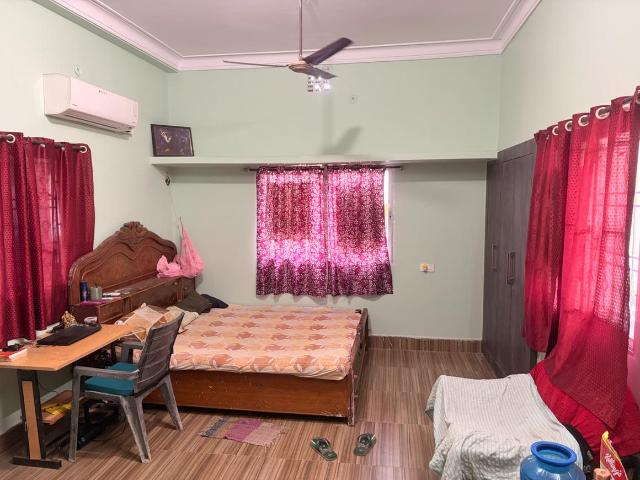 1 BHK Independent Builder Floor in Bompas Town for rent Deoghar. The reference number is 20048163