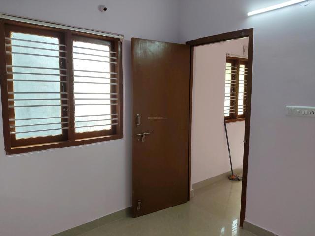 1 BHK Independent Builder Floor in C V Raman Nagar for rent Bengaluru. The reference number is 20707976