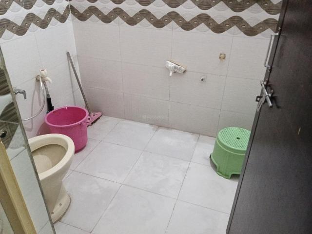 1 BHK Independent Builder Floor in Chandkheda for rent Ahmedabad. The reference number is 18111062