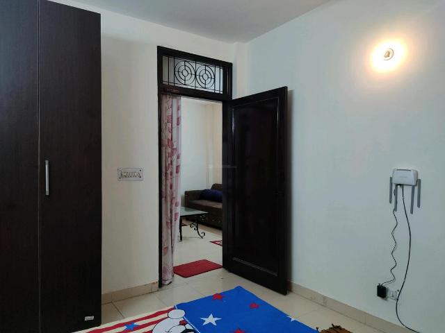 1 BHK Independent Builder Floor in Chhattarpur for rent New Delhi. The reference number is 7386283