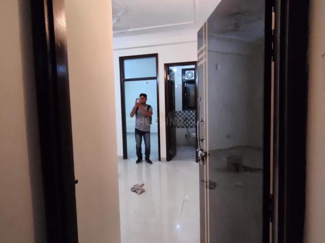 1 BHK Independent Builder Floor in Chhattarpur for rent New Delhi. The reference number is 19520878