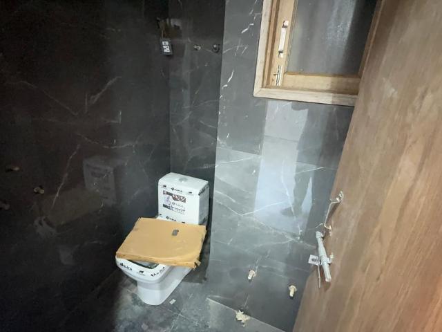 1 BHK Independent Builder Floor in Chhattarpur for resale New Delhi. The reference number is 20637664