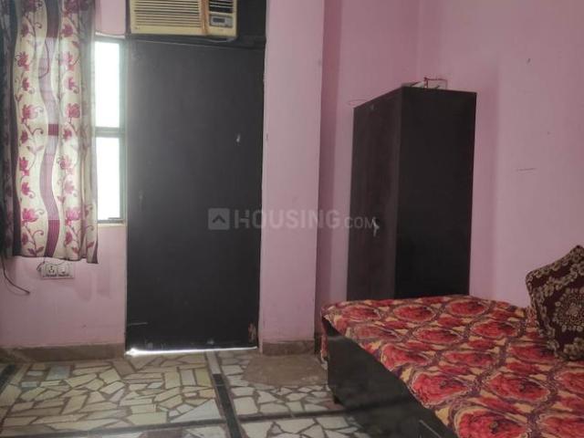 1 BHK Independent Builder Floor in Dwarka Mor for rent New Delhi. The reference number is 4430757