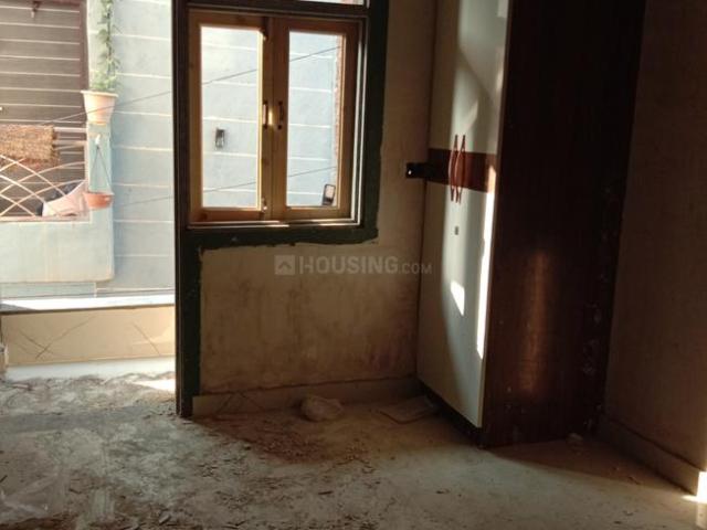 1 BHK Independent Builder Floor in Dwarka Mor for resale New Delhi. The reference number is 15891911