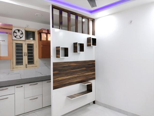 1 BHK Independent Builder Floor in Dwarka Mor for resale New Delhi. The reference number is 19946262