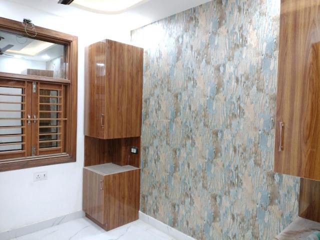 1 BHK Independent Builder Floor in Dwarka Mor for resale New Delhi. The reference number is 20021249