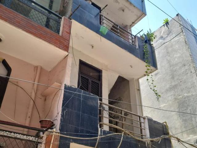 1 BHK Independent Builder Floor in Dwarka Mor for resale New Delhi. The reference number is 20237656