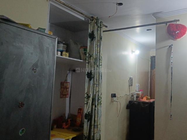 1 BHK Independent Builder Floor in Dwarka Mor for resale New Delhi. The reference number is 20256676