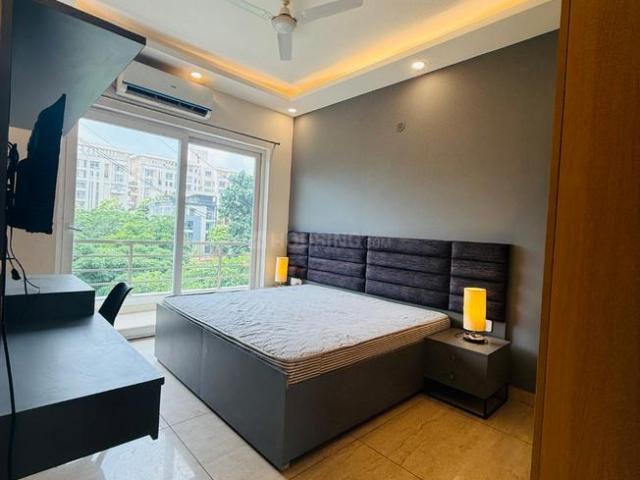 1 BHK Independent Builder Floor in DLF Phase 4 for rent Gurgaon. The reference number is 20857944