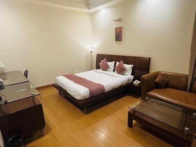 1 BHK Independent Builder Floor in DLF Phase 3 for rent Gurgaon. The reference number is 20477758