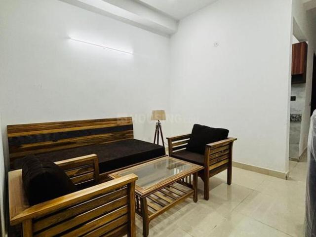 1 BHK Independent Builder Floor in DLF Phase 3 for rent Gurgaon. The reference number is 20764401