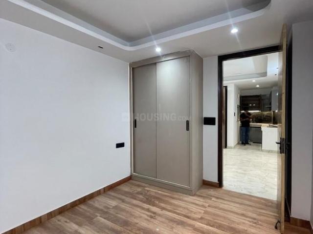 1 BHK Independent Builder Floor in Freedom Fighters Enclave for rent New Delhi. The reference number is 20404322