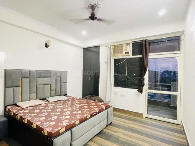 1 BHK Independent Builder Floor in Freedom Fighters Enclave for rent New Delhi. The reference number is 20404328