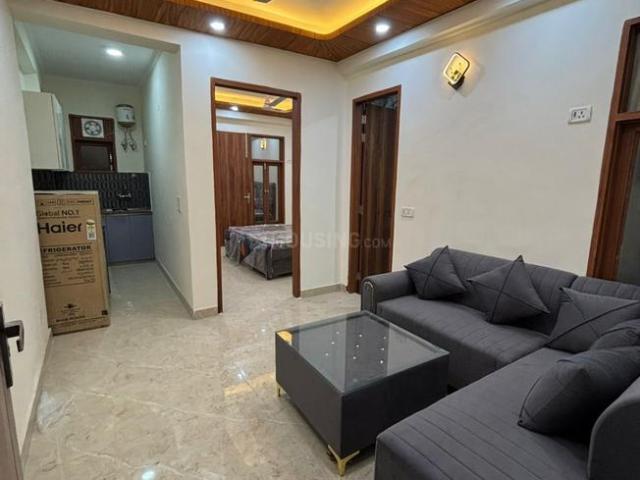 1 BHK Independent Builder Floor in Freedom Fighters Enclave for rent New Delhi. The reference number is 20425020