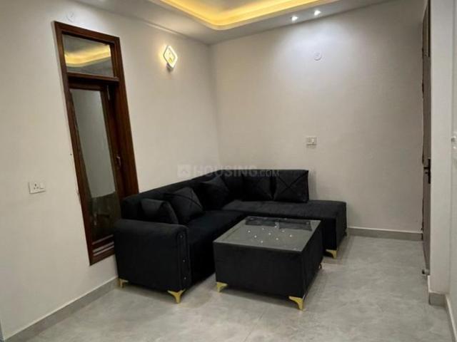 1 BHK Independent Builder Floor in Freedom Fighters Enclave for rent New Delhi. The reference number is 20755227