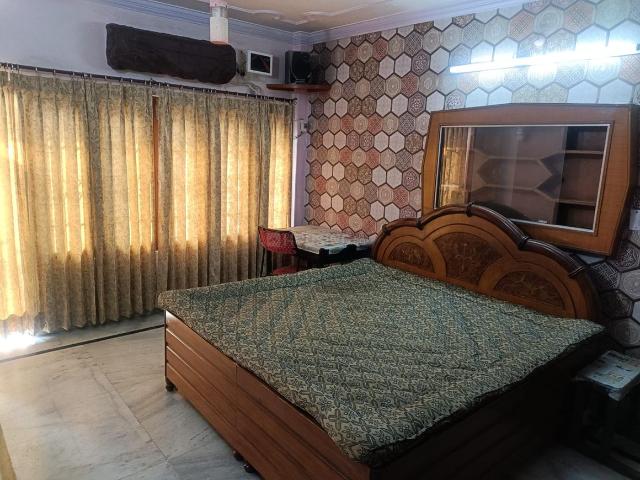 1 BHK Independent Builder Floor in Guru Nanak Dev University for rent Amritsar. The reference number is 20279895