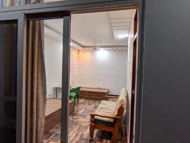 1 BHK Independent Builder Floor in George Town for rent Allahabad. The reference number is 13924219