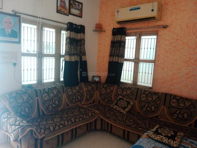 1 BHK Independent Builder Floor in Ghatlodiya for rent Ahmedabad. The reference number is 20730528