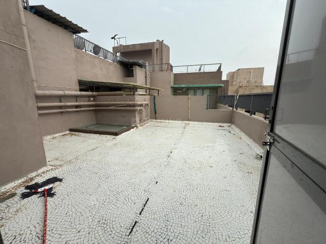 1 BHK Independent Builder Floor in Gota for resale Ahmedabad. The reference number is 19873455