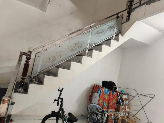 1 BHK Independent Builder Floor in Govardhan for rent Mathura. The reference number is 20482149