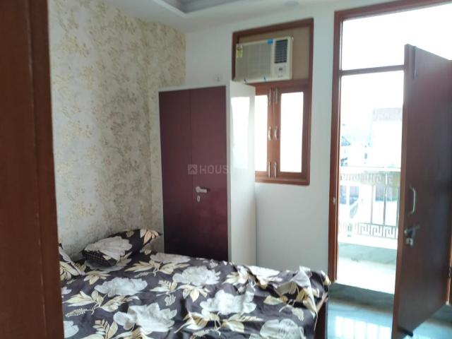 1 BHK Independent Builder Floor in Govindpuri for resale New Delhi. The reference number is 19745944