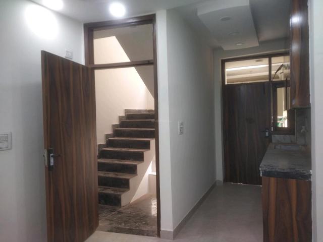 1 BHK Independent Builder Floor in Govindpuri for resale New Delhi. The reference number is 20330055