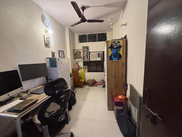 1 BHK Independent Builder Floor in Janakpuri for rent New Delhi. The reference number is 19685254