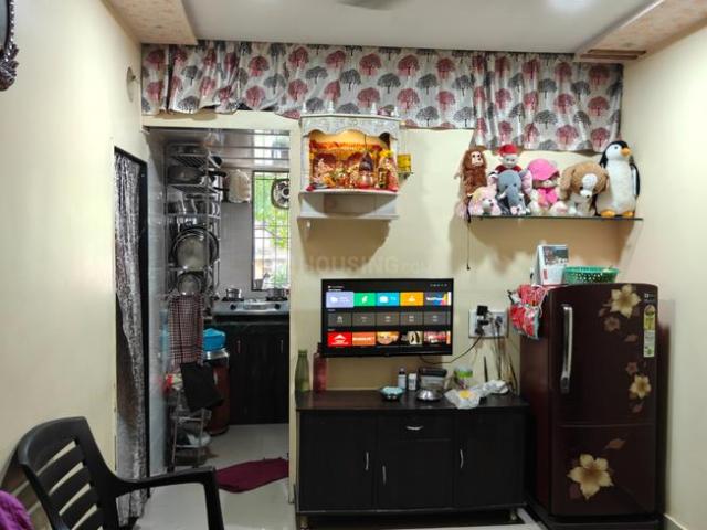 1 BHK Independent Builder Floor in Kurla West for resale Mumbai. The reference number is 20466843
