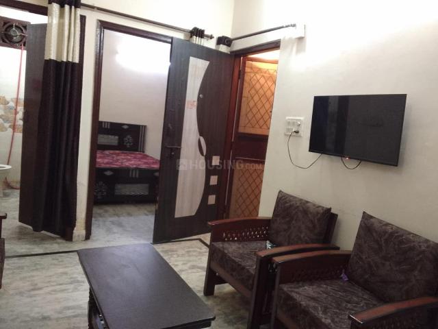 1 BHK Independent Builder Floor in Kalkaji for rent New Delhi. The reference number is 20748807