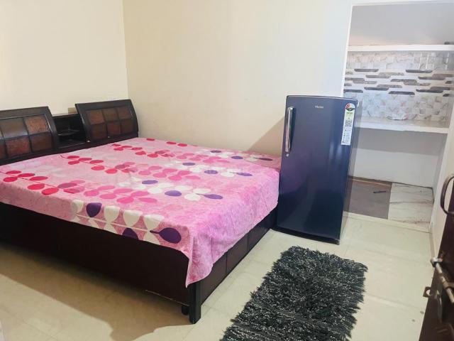 1 BHK Independent Builder Floor in Kharar for rent Mohali. The reference number is 14172751