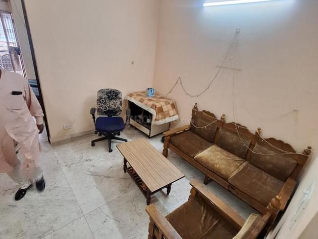 1 BHK Independent Builder Floor in Lajpat Nagar for rent New Delhi. The reference number is 16591971