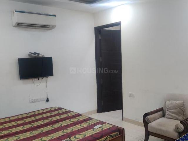 1 BHK Independent Builder Floor in Lajpat Nagar for rent New Delhi. The reference number is 18986699