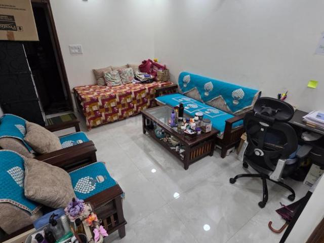 1 BHK Independent Builder Floor in Lajpat Nagar for rent New Delhi. The reference number is 19759452