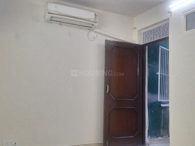 1 BHK Independent Builder Floor in Lajpat Nagar for rent New Delhi. The reference number is 19993954