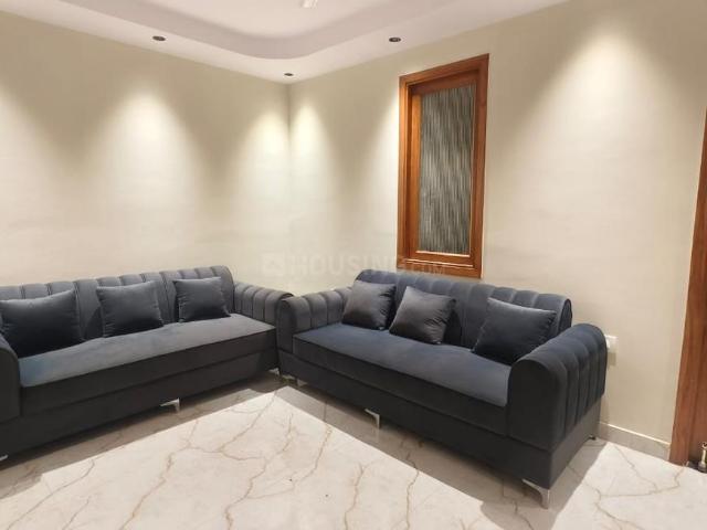 1 BHK Independent Builder Floor in Lajpat Nagar for rent New Delhi. The reference number is 19175955