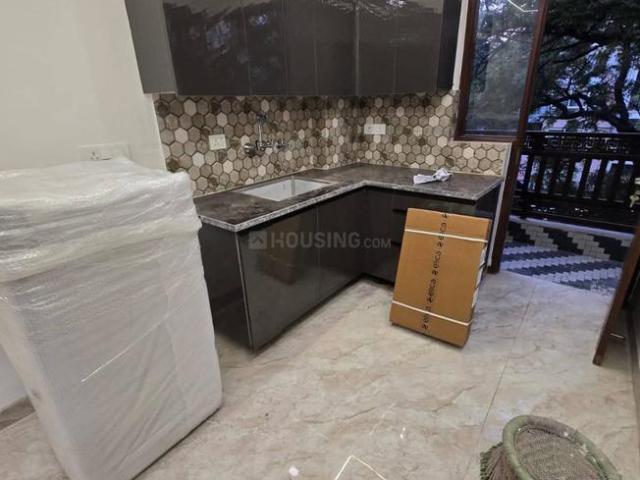 1 BHK Independent Builder Floor in Lajpat Nagar for rent New Delhi. The reference number is 19283417