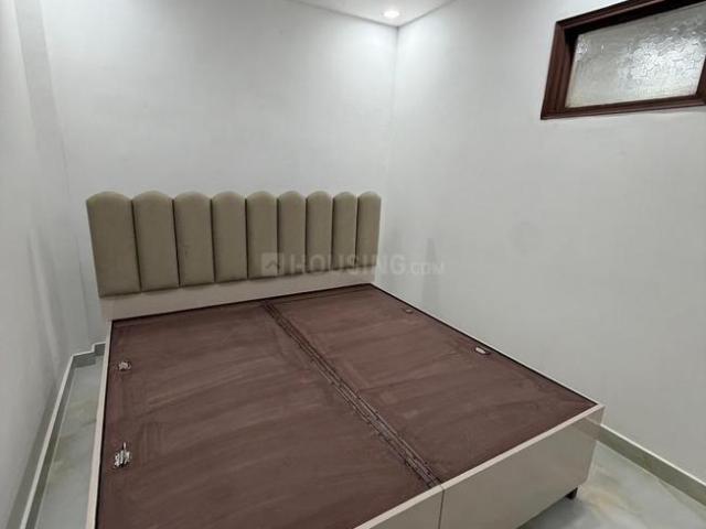 1 BHK Independent Builder Floor in Lajpat Nagar for rent New Delhi. The reference number is 20428615