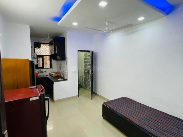 1 BHK Independent Builder Floor in Lajpat Nagar for rent New Delhi. The reference number is 20540682