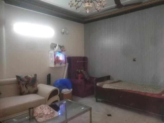 1 BHK Independent Builder Floor in Lajpat Nagar for rent New Delhi. The reference number is 20668191