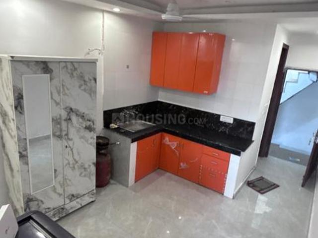 1 BHK Independent Builder Floor in Lajpat Nagar for rent New Delhi. The reference number is 20727039