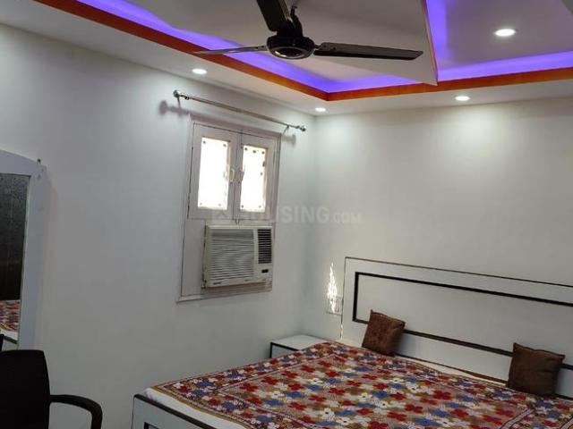1 BHK Independent Builder Floor in Lajpat Nagar for rent New Delhi. The reference number is 20764394