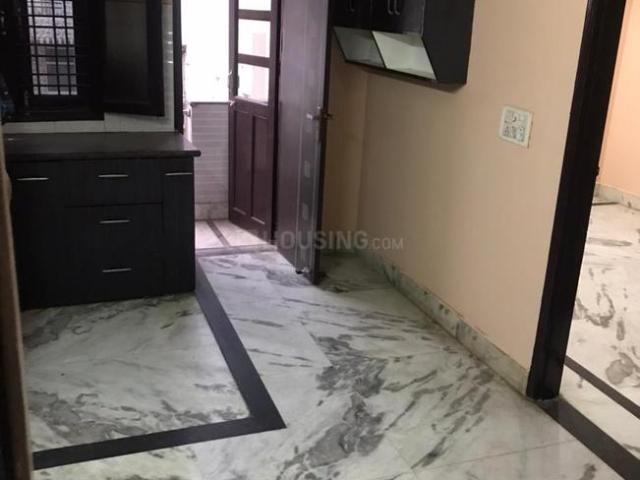 1 BHK Independent Builder Floor in Laxmi Nagar for rent New Delhi. The reference number is 18453885