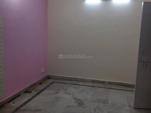 1 BHK Independent Builder Floor in Laxmi Nagar for rent New Delhi. The reference number is 19804796