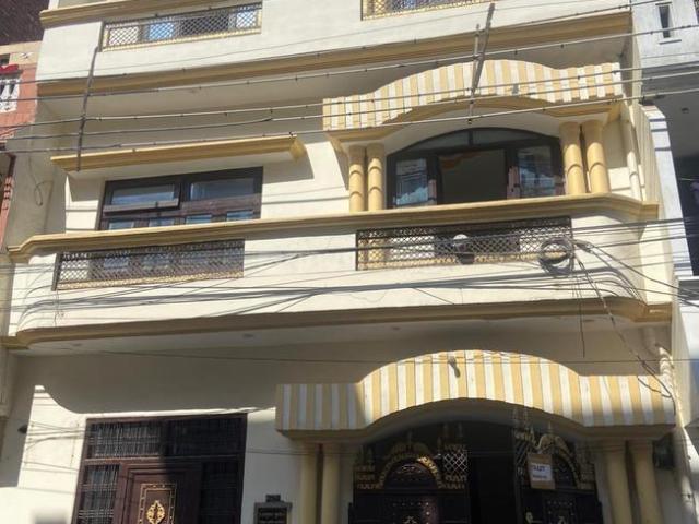 1 BHK Independent Builder Floor in LDA Colony for rent Lucknow. The reference number is 18244229