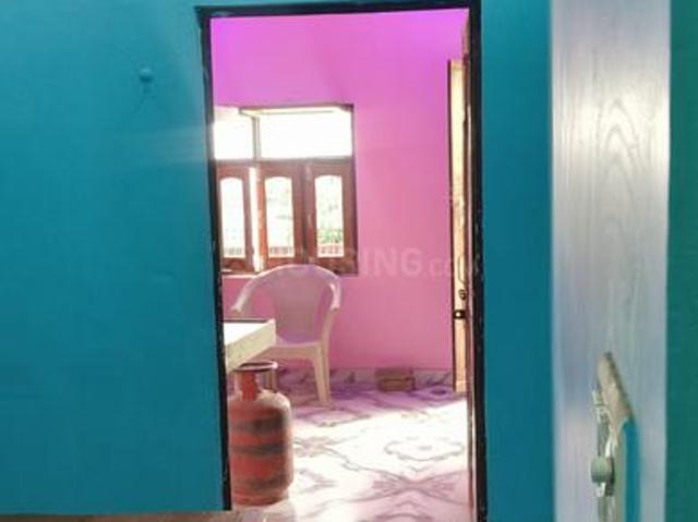 1 BHK Independent Builder Floor in Padri Bazaar for rent Gorakhpur. The reference number is 20936375