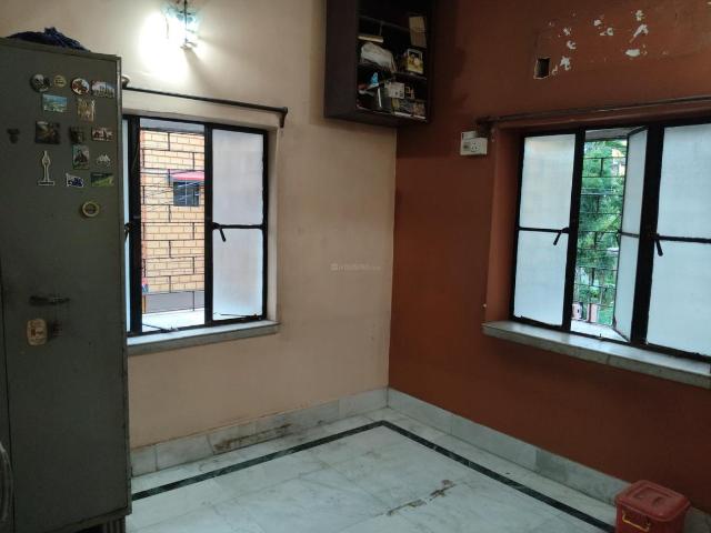 1 BHK Independent Builder Floor in Paschim Barisha for resale Kolkata. The reference number is 20574455